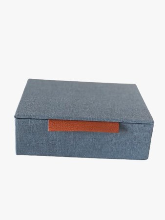 Caixa tecido linho azul com alça em couro cor terracota media